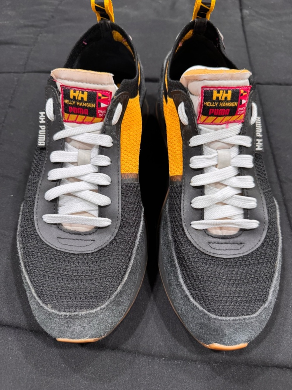 Puma x Helly Hansen Sneakers Men Size 10 Black Yellow Retro Runner 372632-01